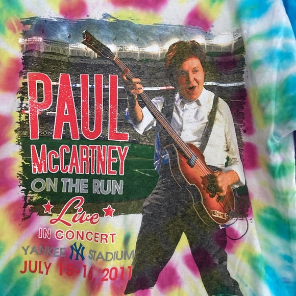 🔥GTC🔥F/B 2011 Paul McCartney TieDye On The Run Yankee Stadium 100% Cotton Tee. - Picture 4 of 6